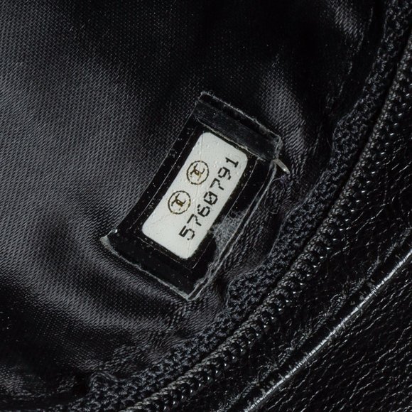 Chanel Vintage Chain Tassel Black Lambskin Crossbody Bag - Picture 12 of 12